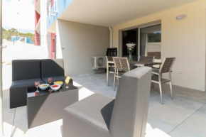 POSEIDON - 2 pièces - 32 m2 - Piscine et garage privé